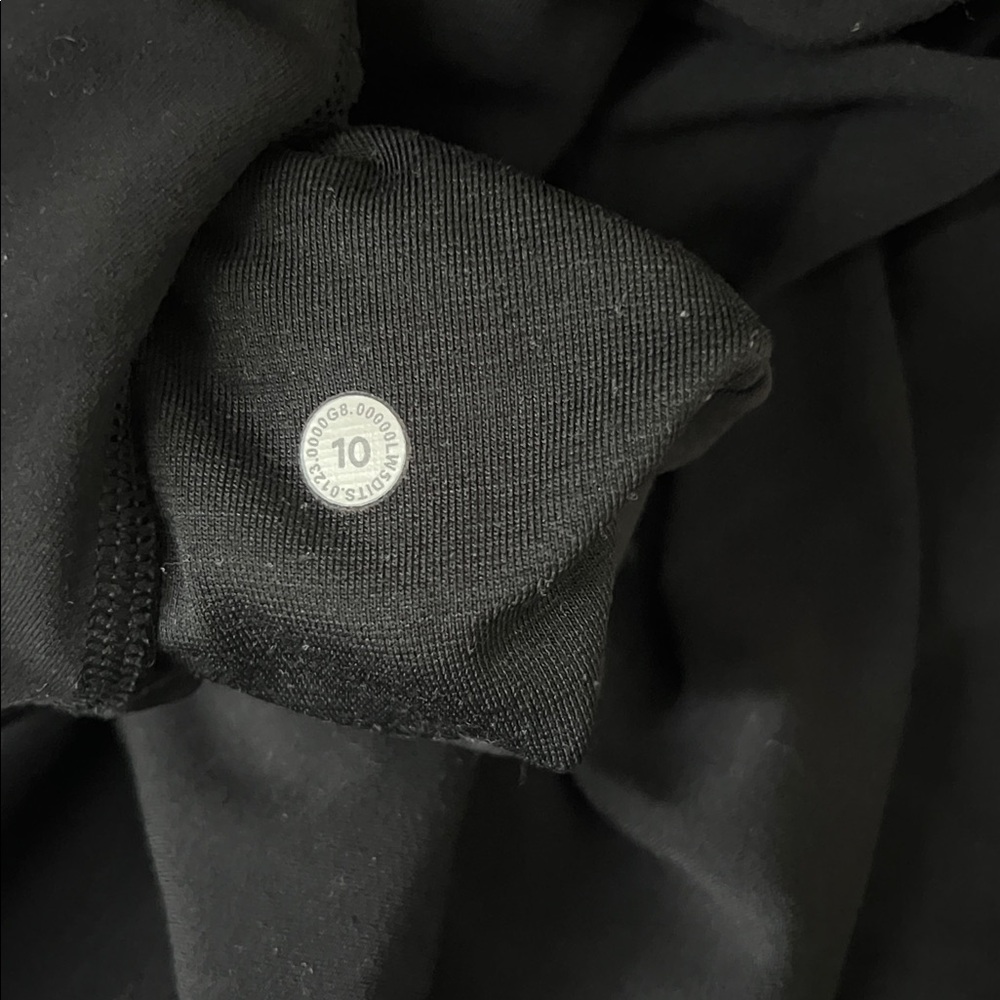 #121. Lululemon Align High-Rise Pant 28"
Black - Picture 15 of 15